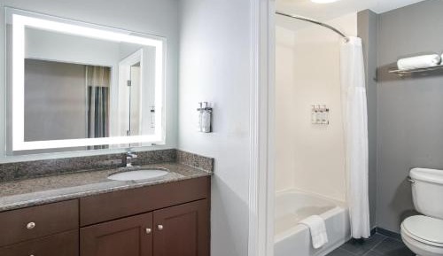 Queen Studio Suite