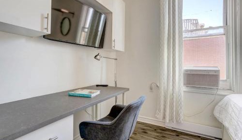 Three-Bedroom Standard Apartment