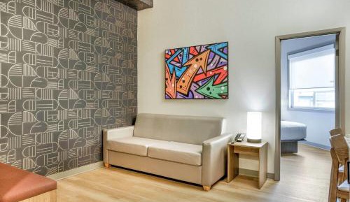Studio (4 Adults)
