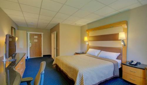 Full Bed Non-Smoking