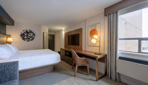 Standard King Room with Sofa Bed