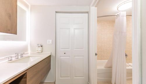 Two-Bedroom Suite