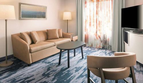 One-Bedroom King Suite