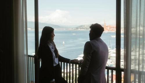 Executive 1 Bedroom Suite, 1 King, Sofa Bed, Harbor & Mountain View