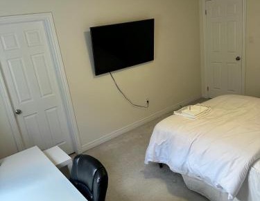 Queen Room with Shared Bathroom