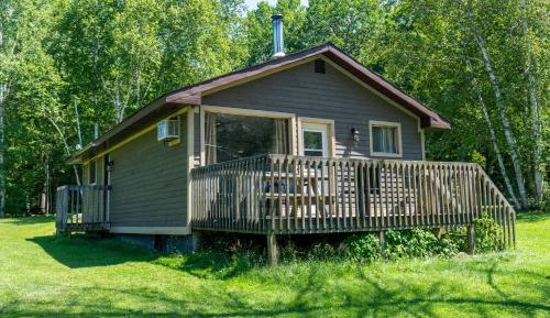 Traditional Three-Bedroom Cottage