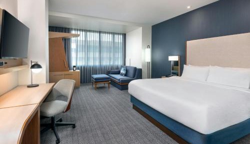 King Room with Sofa Bed