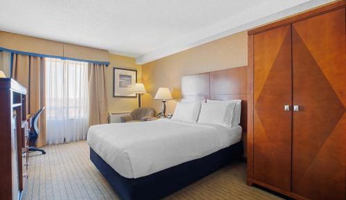 Standard Room, 1 Queen Bed