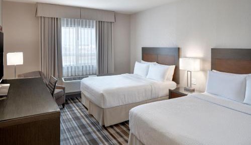 Queen Room with Two Queen Beds - Hearing Accessible