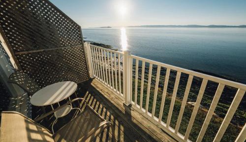 Standard Triple Room with Sea View