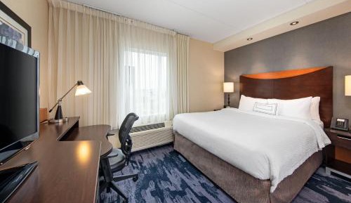 Studio with King Bed and Sofa Bed