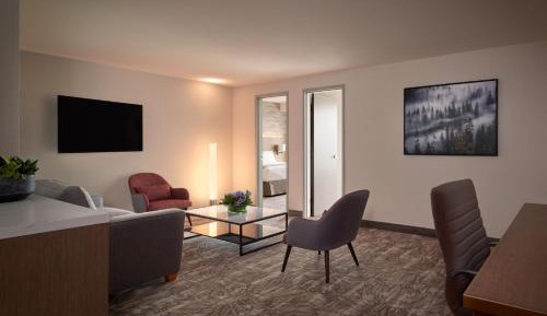 Racetrack Two Bedroom Suite