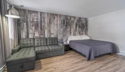 King Room with Spa Bath