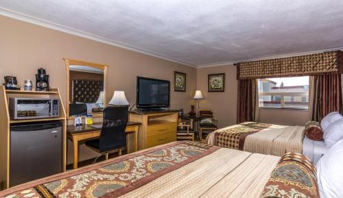 Queen Room with Two Queen Beds