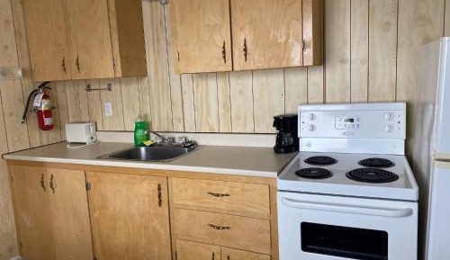 Queen Room with Kitchenette