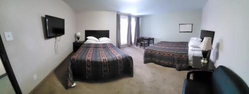 Family Room with Shared Bathroom