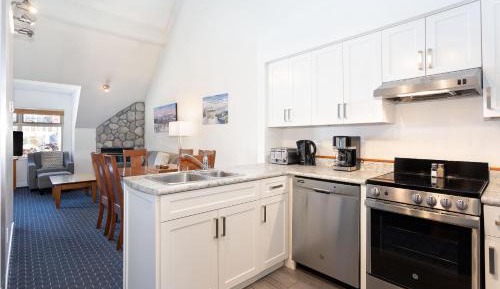Condo, 1 Bedroom + Loft (Unit 305)