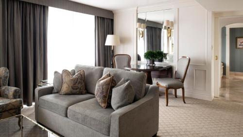 Penthouse - 14th Floor