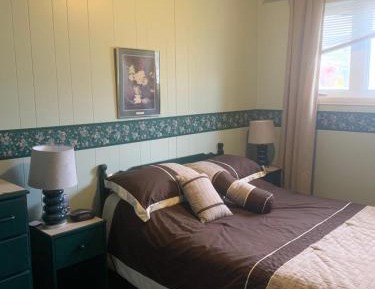 Double Room with Shared Bathroom