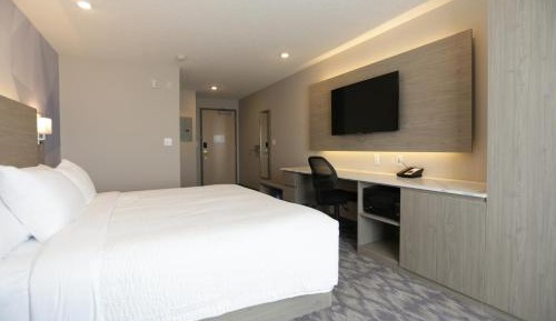 King Room - Non-Smoking