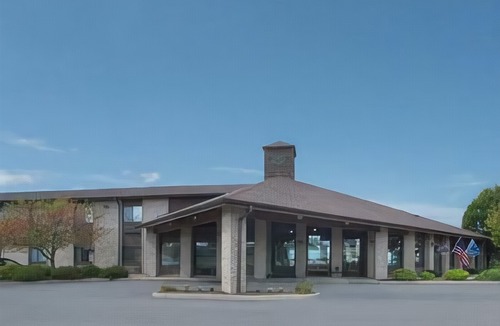 Wooster Hotel | Quality Inn Wooster