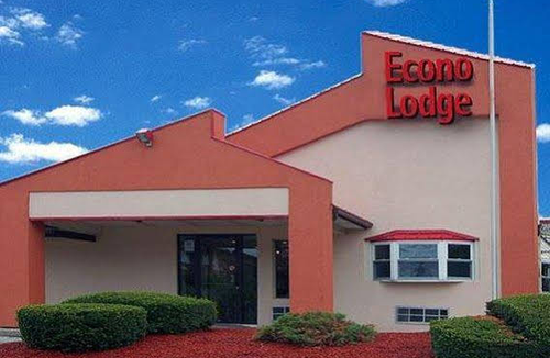 South Hills Hotel | Econo Lodge Pittsburgh I-79