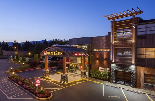 Port Coquitlam Hotel | Poco Inn and Suites Hotel and Conference Center