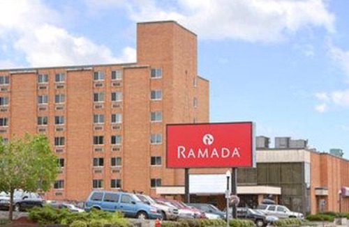 Marquette Hotel | Ramada by Wyndham Marquette