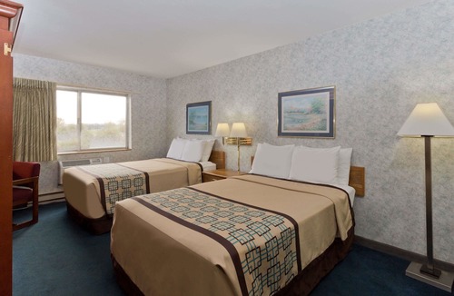 Cherry Valley Hotel | Days Inn by Wyndham Rockford