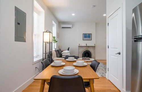 Corn Hill Apartment | This apartment is a 2 bedroom(s), 1 bathrooms, located in Rochester, NY.