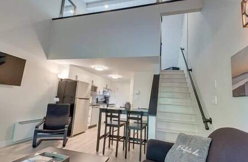 Magog Apartment | Condo Le Memphré *Bord de Lac*