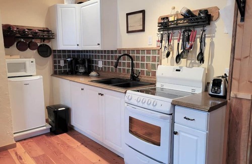 Koocanusa Ranch Cabin | Cozy, private, ranch cabin in the beautiful East Kootenay's