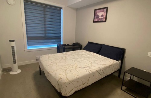 East Newton North Condo | 2-bedroom condo in beautiful Surrey with AC and comfort