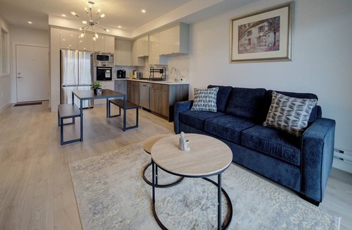 East Newton North Condo | 2-bedroom condo in beautiful Surrey with AC and comfort