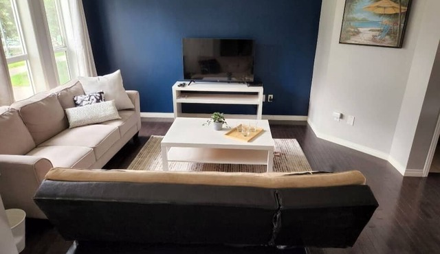 House in Summerside with a huge patio and an extra tall garage