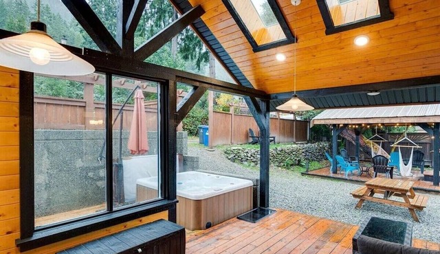 Arbutus Cottage
