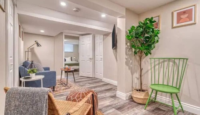 Kirkendall Family Suite - Mins to DT, WIFI