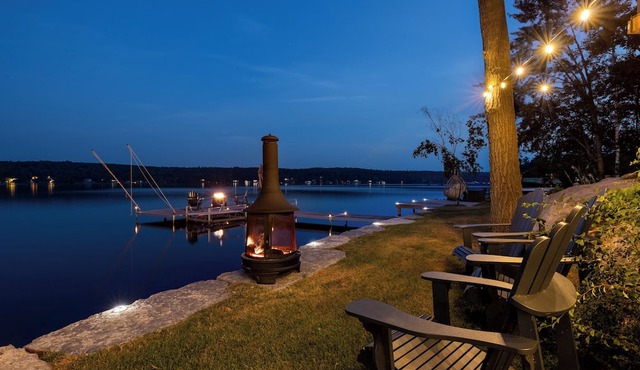 Relaxing Waterfront Oasis – Lakehouse on the Rocks