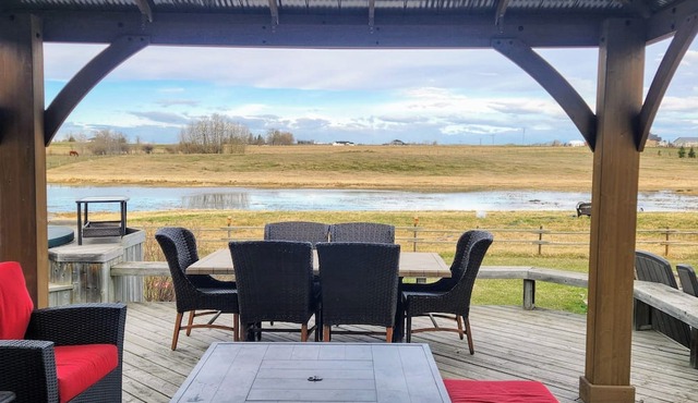 Beautiful Acreage to Relax and Unwind