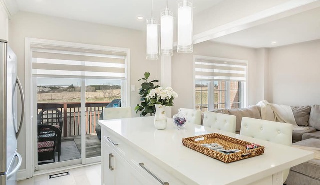 Spotless Pet & Smoke Free Home Near Wonderland