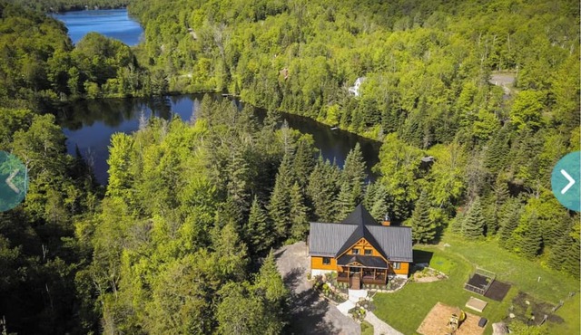 Lakeside Oasis: Perfect for Couples & Families! Private Dock, Kayaks, Ski Trails