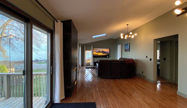 Quite Waterfront Home - Great for Birders, Point Pelee & Island, Hillman Marsh