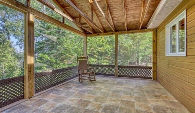 Lakeside family getaway, 1 hr from Ottawa-Gatineau