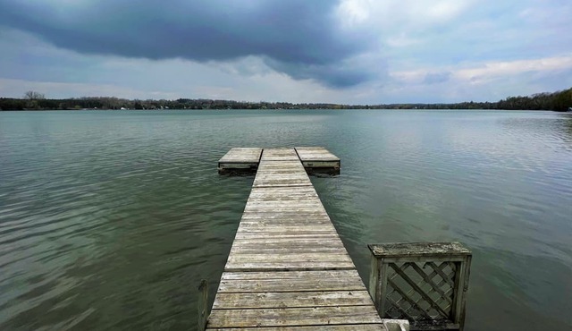 Southpoint Cottage on Little Lake, Brighton, Ontario!