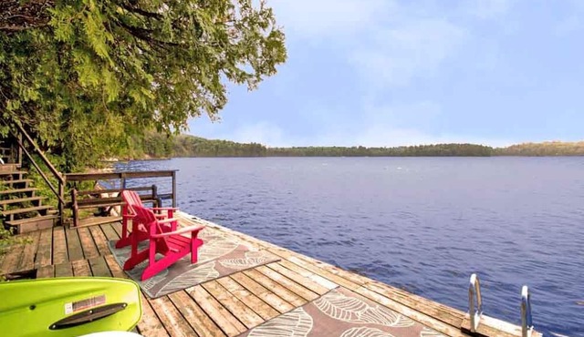 Kabakwa Lake Retreat-West Exposure, Watercraft, Outdoor Games & More!