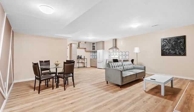 Markdale Farmhouse Retreat Lower 2 Bed