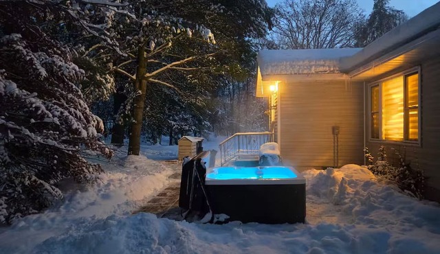 Secluded Forest Haven | Hot Tub | 5 Min to Beach