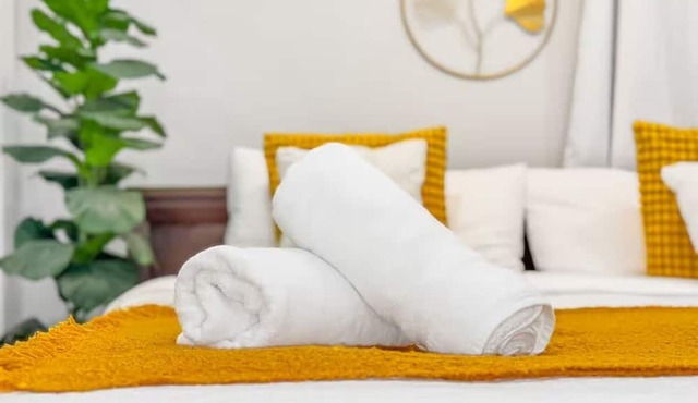 Designer suits 4BR Basement apartments in Oakville Jashwa Creek.